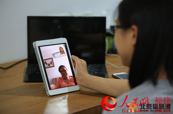 在联合国实习工作的中国女孩