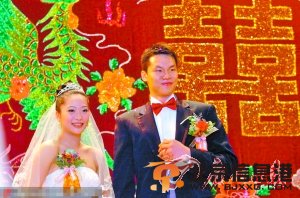 朱芳雨和妻子离婚 渣男出轨小三遭人肉是个富家女