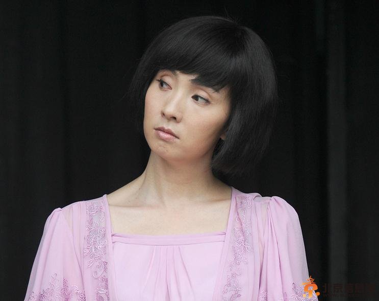 乱世书香剧情介绍