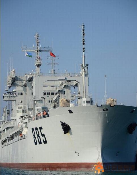 舰在亚丁湾剧情介绍