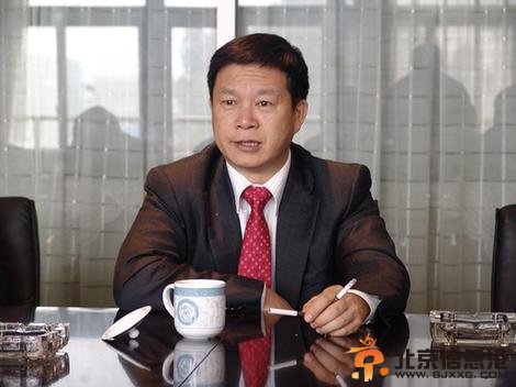 云锡集团原董事长雷毅简历照片最新消息 雷毅情妇是谁？
