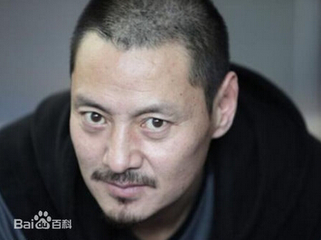 杀寇决冈本是谁演的 冈本扮演者尹铸胜资料照片