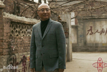 好大一个家唐一品是谁演的 唐一品扮演者陈佩斯重返央视