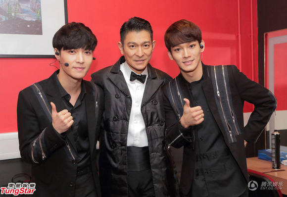 2014MAMA<a href='http://www.bjxxg.cn/ent/yinyue/' target='_blank'><u>音乐</u></a>盛典看点:GD自创rap就是任性 EXO并非单手接刘德华颁奖