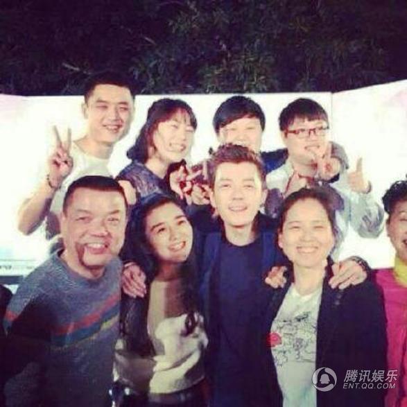王栎鑫女朋友变老婆 王栎鑫婚礼现场图曝光