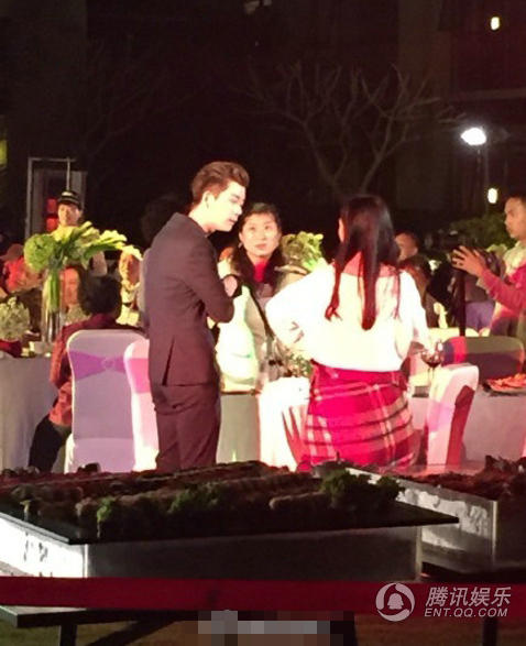王栎鑫女朋友变老婆 王栎鑫婚礼现场图曝光