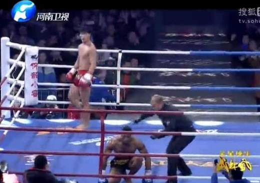 【视频】中国死神ko马库斯 中国悍将“死神”4次重拳完美ko泰国魔王！