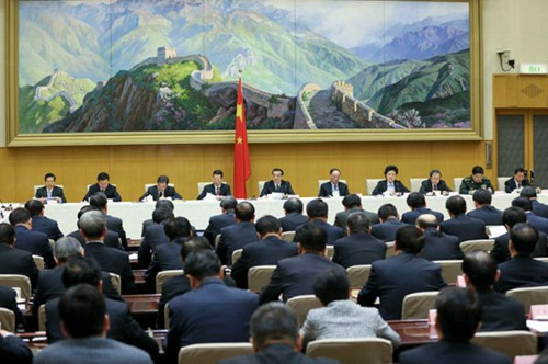 李克强：公共资金是纳税人辛苦钱 一分都不能浪费 