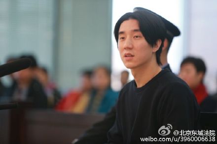 房祖名获释 成龙强调自己没有打过电话帮儿子打点