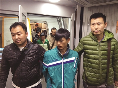追星族网购演唱会门票被骗54万 3嫌犯落网
