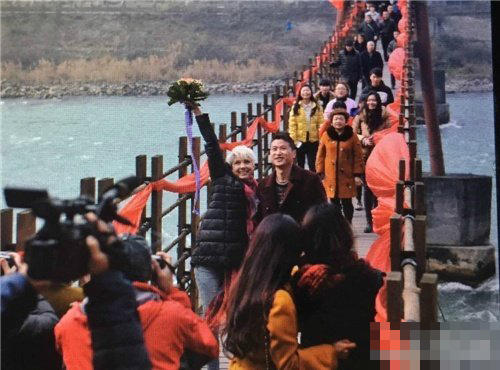 【图】26岁乌克兰女孩扮熊猫向中国小伙求婚
