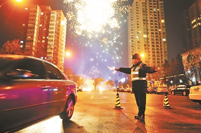 民警集体吃工作餐 获得了1574个赞【组图】
