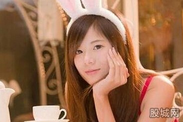台南校花扮女仆走红