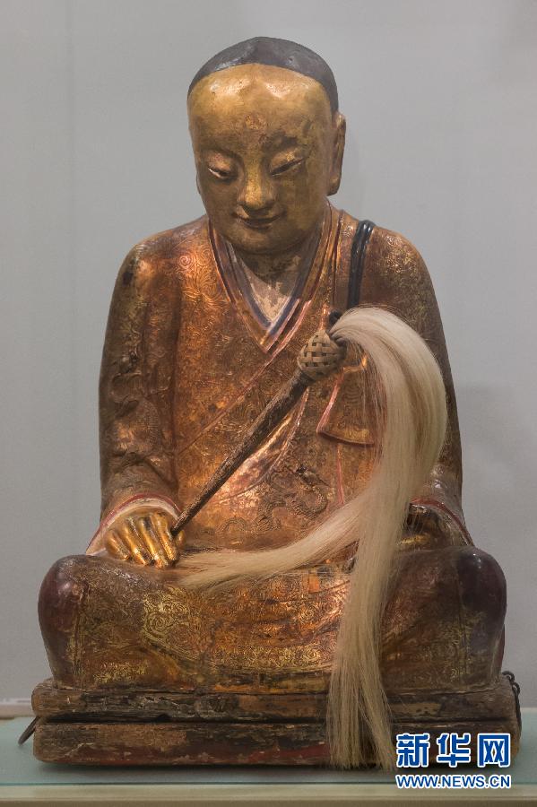 中国僧人肉身宝像在匈牙利自然科学博物馆举办的木乃伊展览上展出