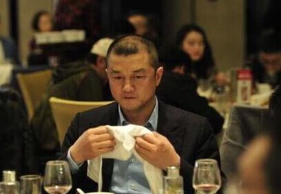 李亚鹏秃顶严重网友直呼不敢相信 男神秃顶竟然如此可怕（图）