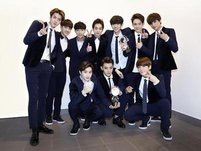exo二巡演唱会视频直播 EXO2015新歌大揭秘（图）