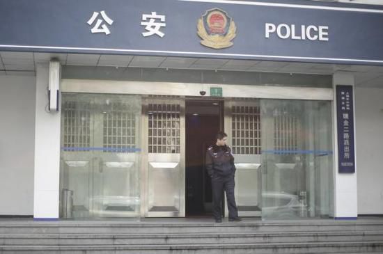 高峰醉酒斗殴聂远同行 揭高峰那英为什么离婚
