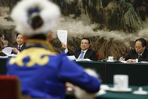 李克强：不能让国企退休工人年轻时流汗 年老时流泪