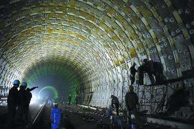 <a href='http://www.bjxxg.cn/news/beijing/' target='_blank'><u>北京</u></a>站到<a href='http://www.bjxxg.cn/news/beijing/' target='_blank'><u>北京</u></a>西站设地下直径线 全程仅10分钟