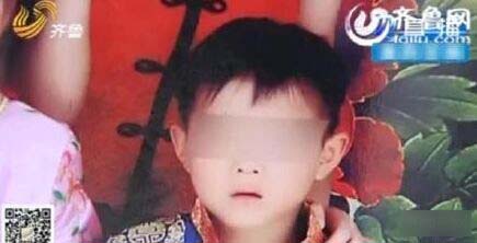 6岁男童捡棒棒糖吃七窍流血而亡 家长疑系熟人作案用尽手段