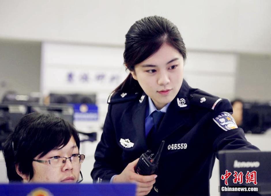 领略苏州女警花多面巾帼风采 是婉约派是女神也是女汉子（图）