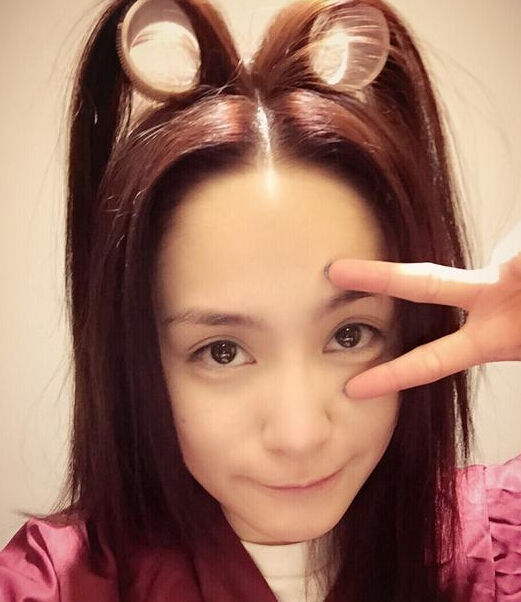阿娇卖萌