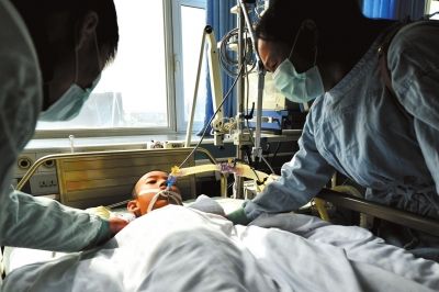 8岁男童脑死亡将捐器官救5人
