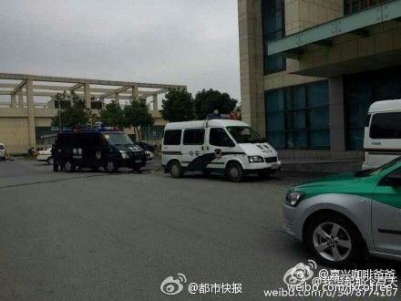 浙江海盐县人民医院发生枪击事件 持枪打伤在一旁挂盐水的老伯