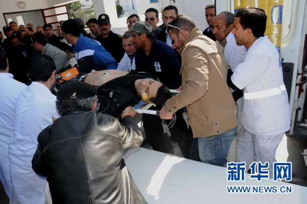 突尼斯武装袭击事件死亡人数升至22人 另有50人伤