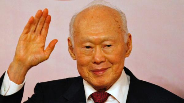 91岁新加坡前总理李光耀病逝 新加坡处关键拐点