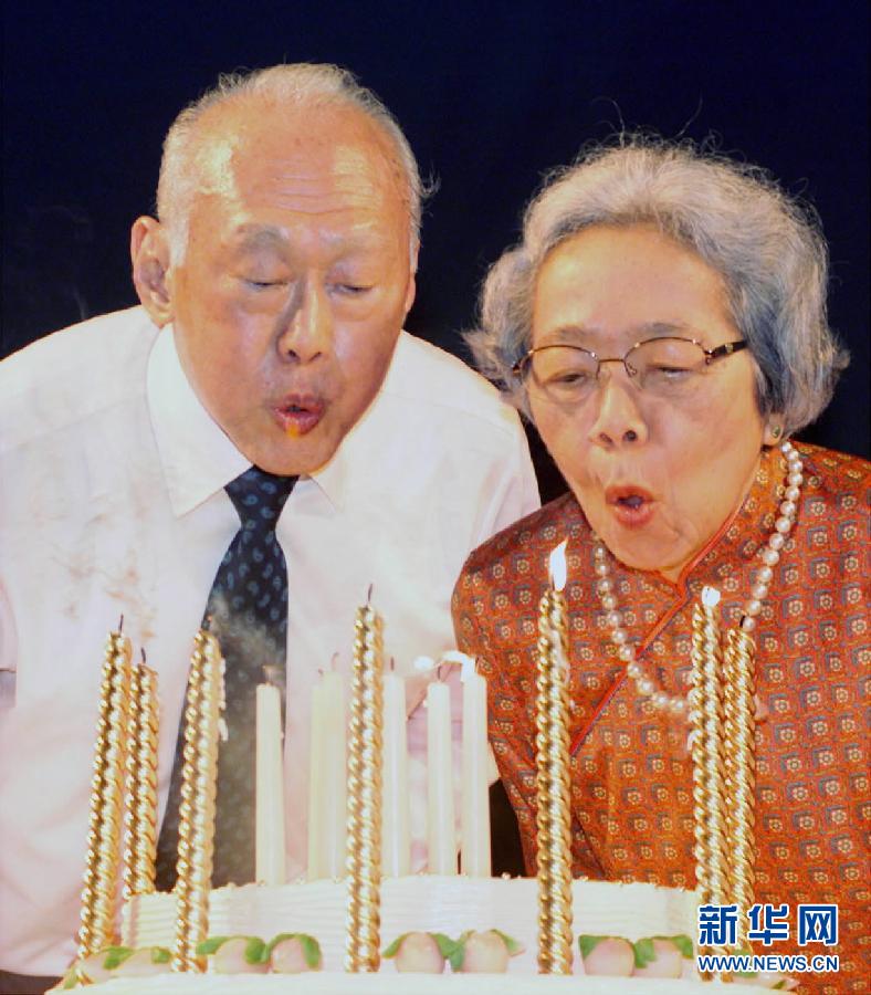 新加坡前总理李光耀去世
