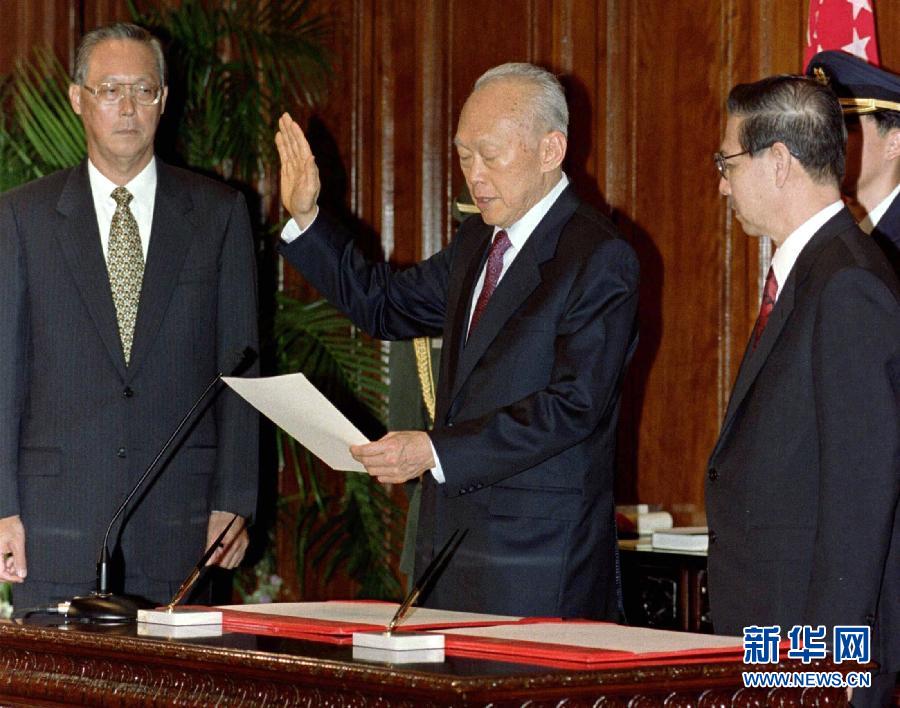新加坡前总理李光耀去世