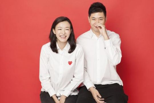李艾与圈外男友领证 <a href='http://www.bjxxg.cn/ent/' target='_blank'><u>娱乐</u></a>圈再添一门喜事【图】