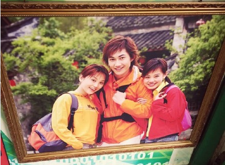 金莎11年前旧照曝光 眉清目秀被赞颜值高