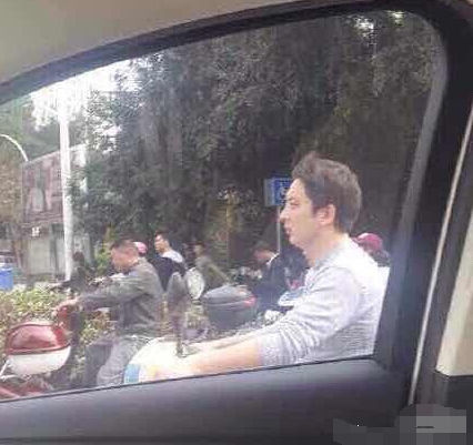 传王思聪录制变形记：漂泊在黄土地的霸道总裁