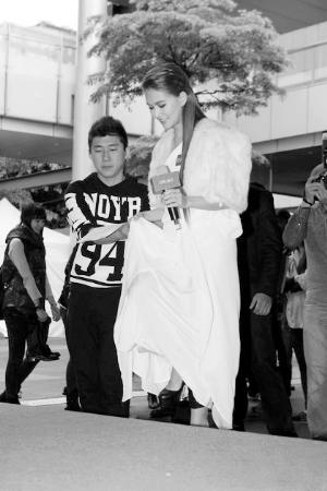 点击进入下一页