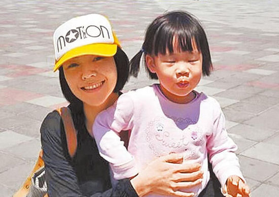 小S懒理非议带女儿出游 