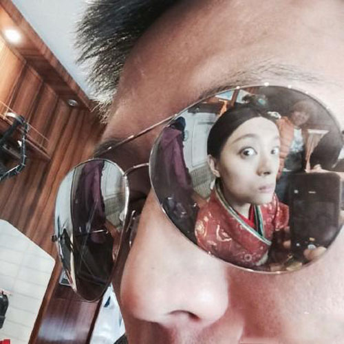 孙俪芈月传杀青 邓超黑娘娘晒搞怪照