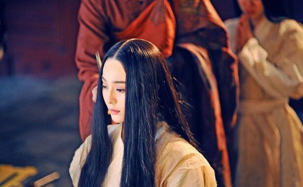 《武媚娘》男群演扮尼姑 观众怒批太敷衍