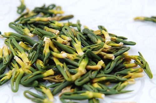 莲子心的功效与作用 无毒味苦不易直接食用