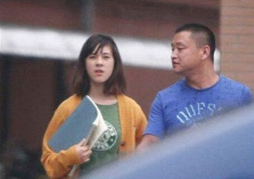 姜文女儿姜一郎近照惊艳靓丽 与前妻桑德琳所生