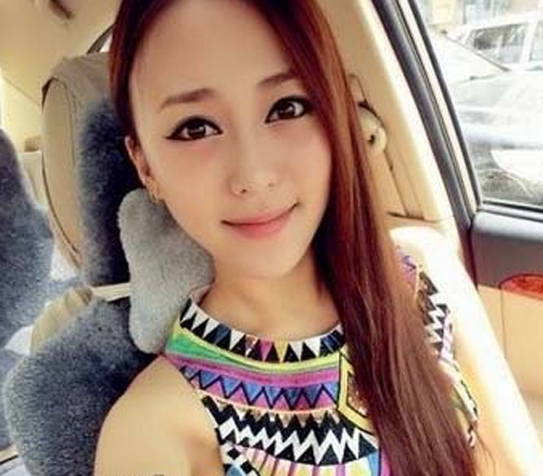 适合圆脸的直发发型 展现性感魅力气质
