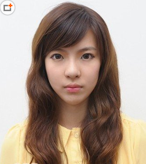 长脸女生适合的发型 俏丽又减龄