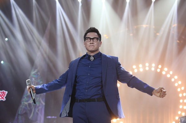 《我是歌手》压轴踢馆赛李佳薇失败 谭维维夺冠