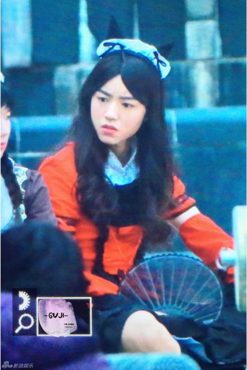 <a href='http://www.bjxxg.cn/ent/dianshi/' target='_blank'><u>电视</u></a>剧我们的少年时代路透照 王俊凯王源女装造型曝光