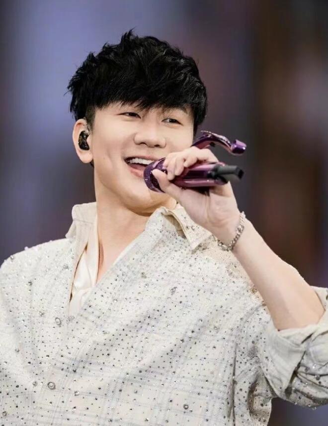林俊杰自曝心脏问题 需每日服药维持<a href='http://www.bjxxg.cn/health/' target='_blank'><u>健康</u></a>