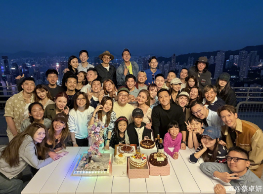 蔡卓妍迎来43岁生日 坦言更重视<a href='http://www.bjxxg.cn/health/' target='_blank'><u>健康</u></a>与当下幸福